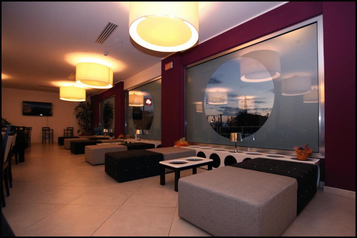 Hotel Cliche San Lucido Exterior photo